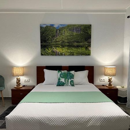 סנטה קרוז דאס פלורס Paradise Apartments I מראה חיצוני תמונה